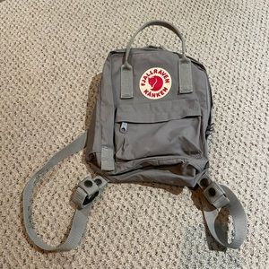 Fjallraven Kanken Mini Backpack - Grey